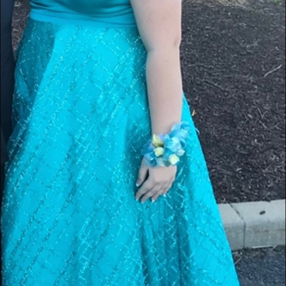 Ball gown